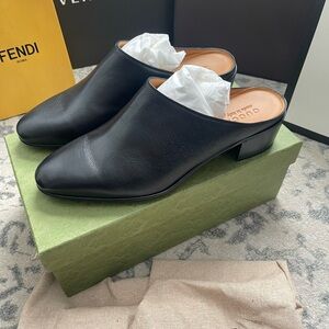 Gucci Mens Black Leather Mules